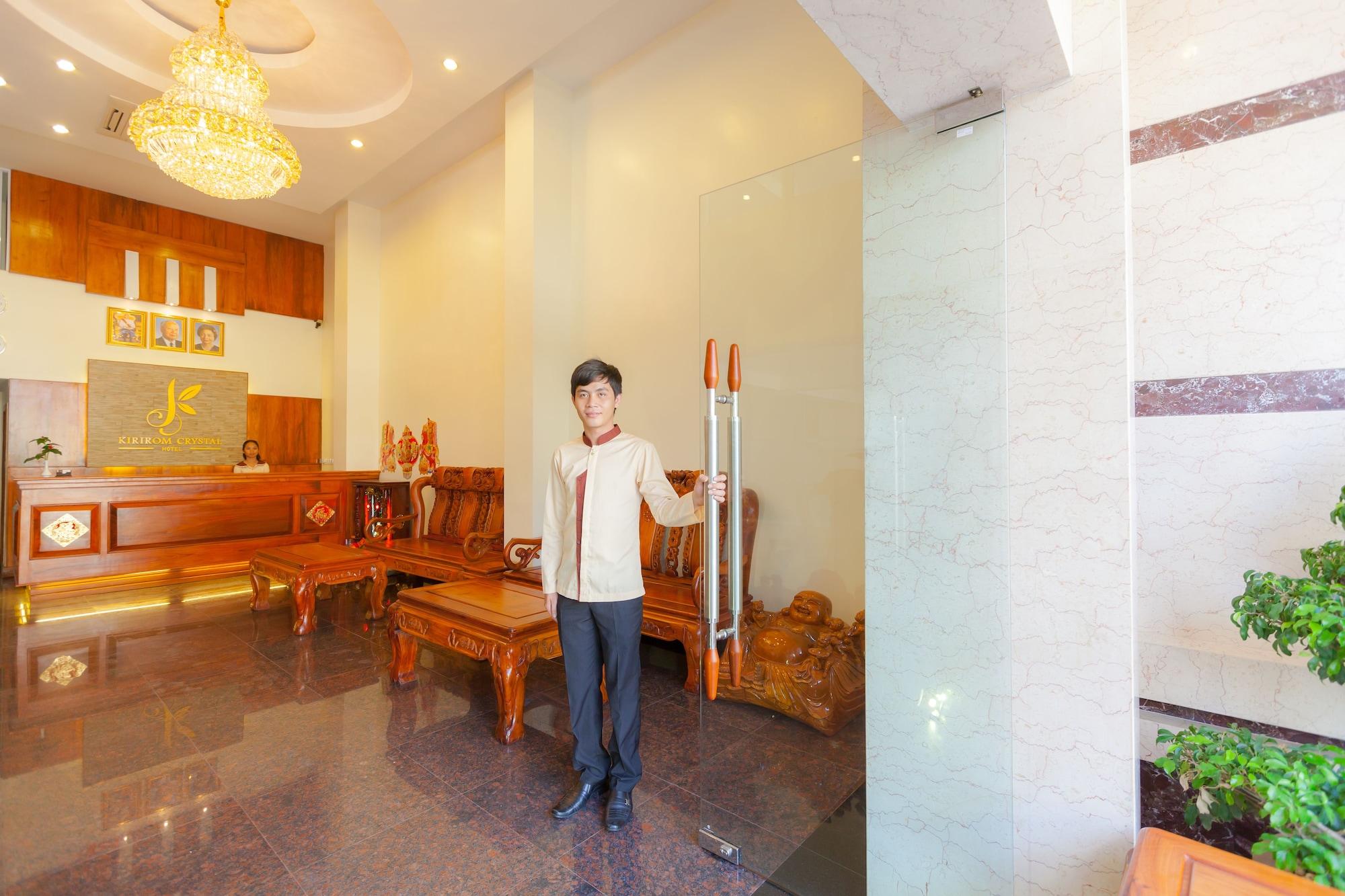 Kirirom Crystal Hotel Phnom Penh Esterno foto