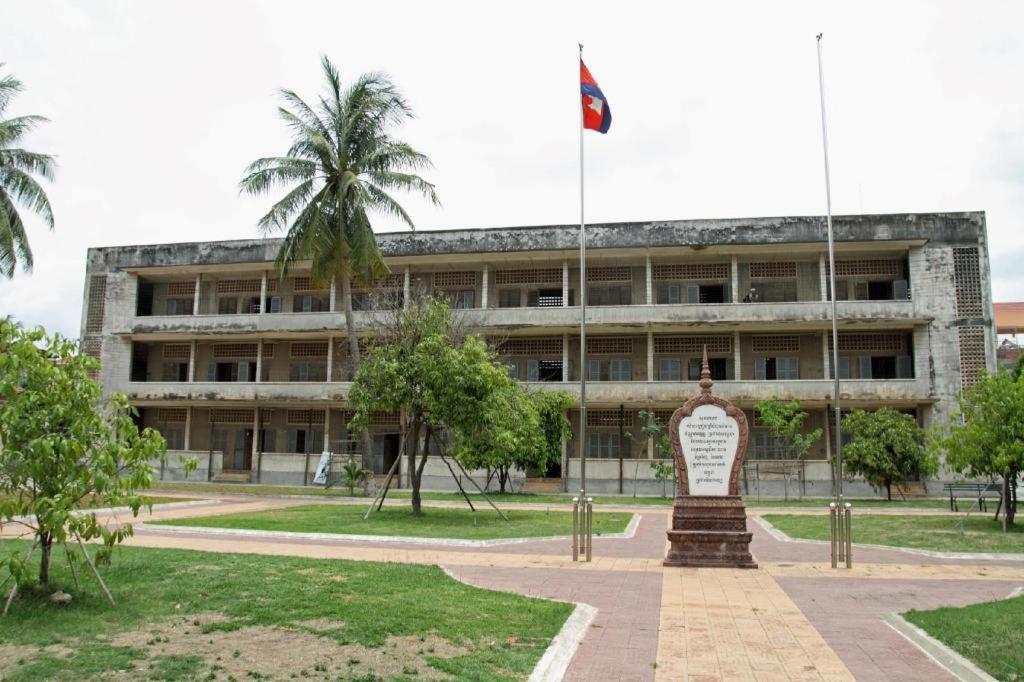Kirirom Crystal Hotel Phnom Penh Esterno foto