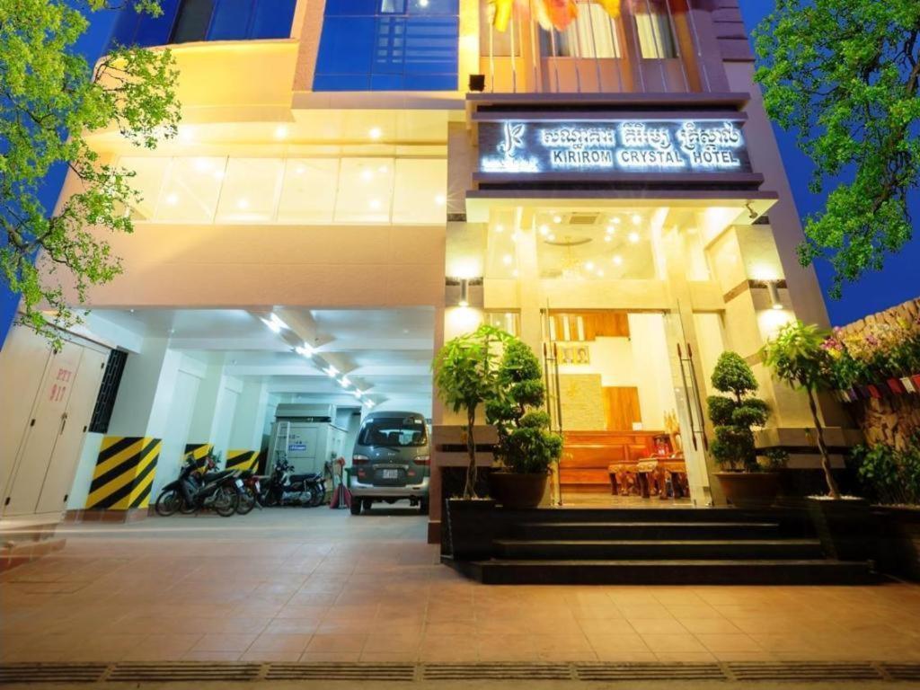 Kirirom Crystal Hotel Phnom Penh Esterno foto