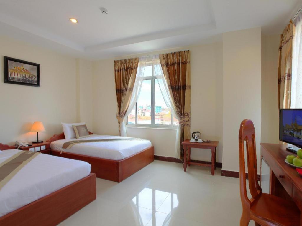 Kirirom Crystal Hotel Phnom Penh Esterno foto