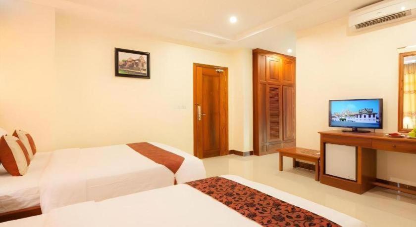 Kirirom Crystal Hotel Phnom Penh Esterno foto