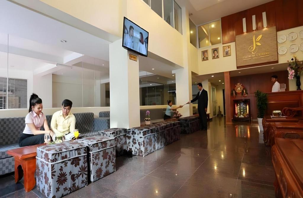 Kirirom Crystal Hotel Phnom Penh Esterno foto